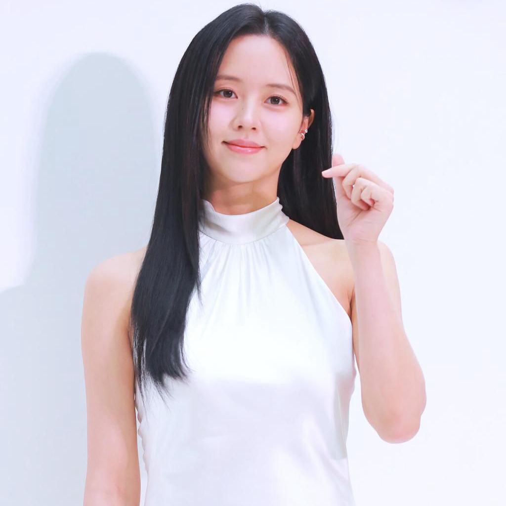 Recent activity shot of Kim Sohyun