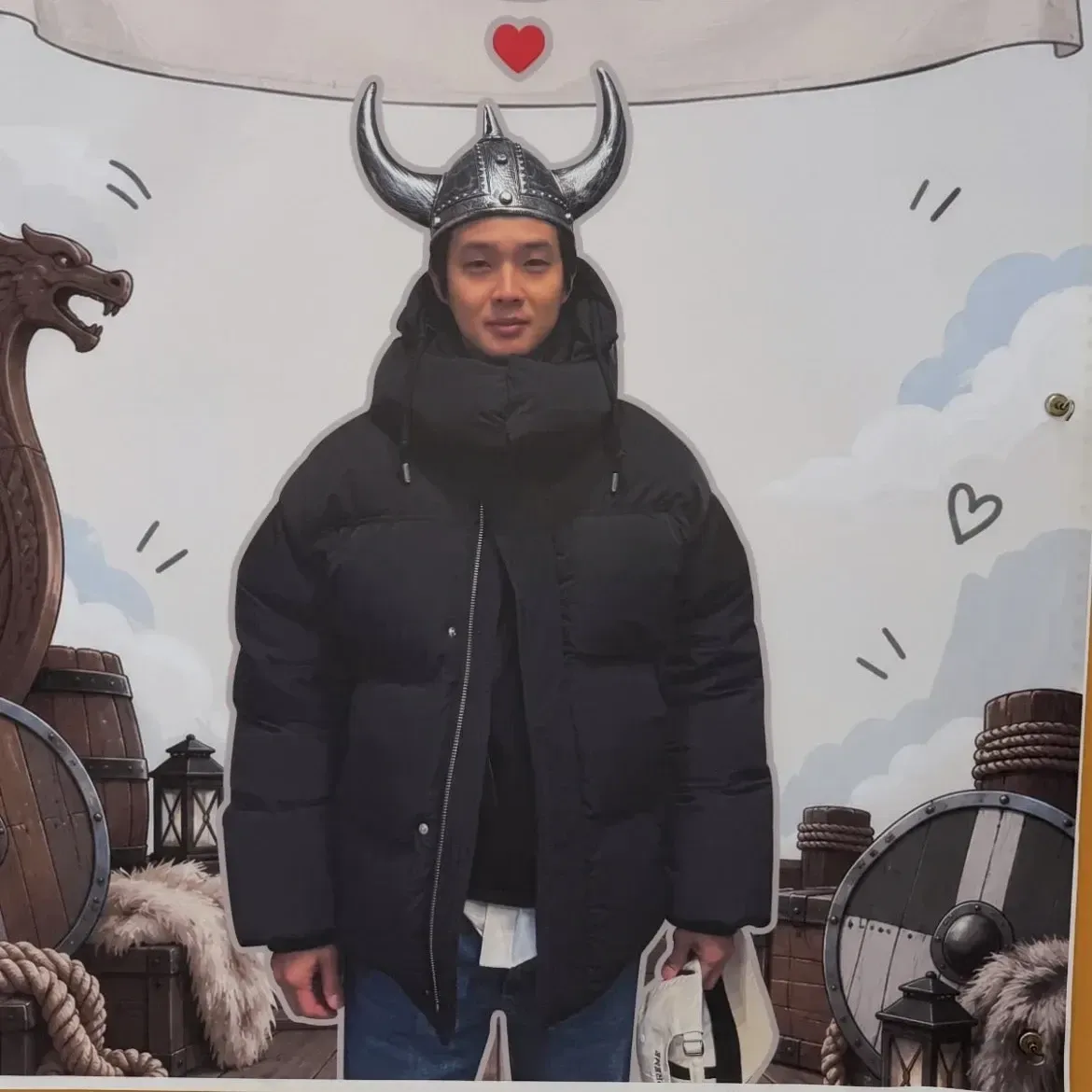 Recent activity shot of Choi Wooshik