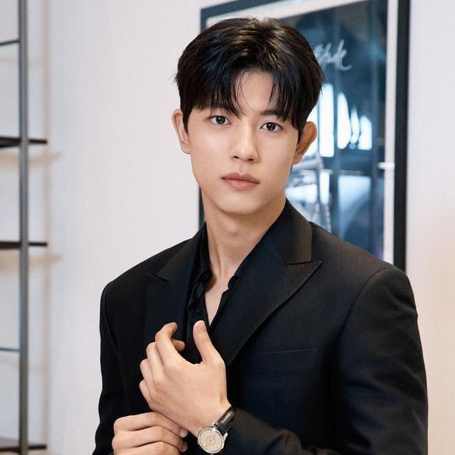 Recent activity shot of Lomon