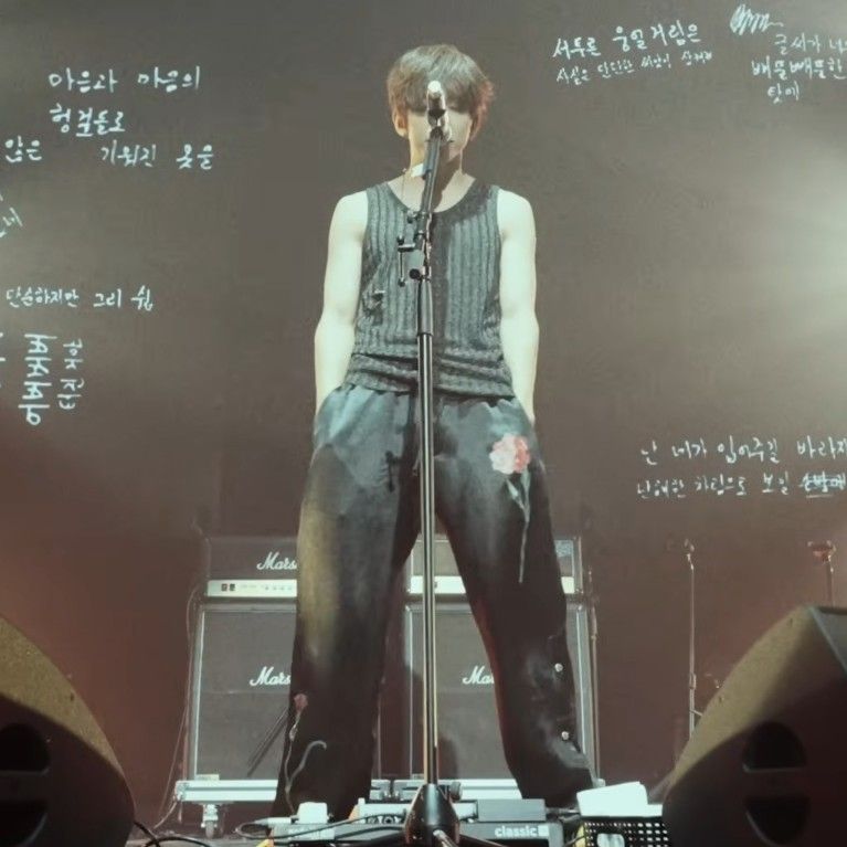 Recent activity shot of Lee Seungyoon