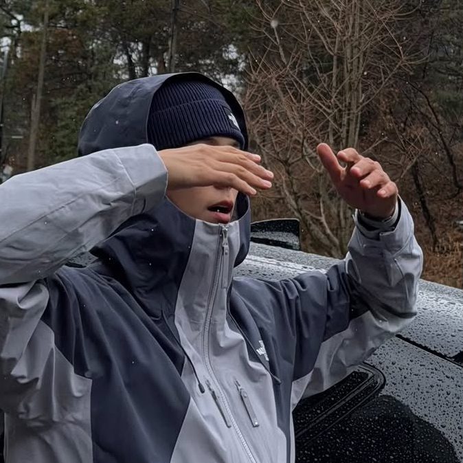 Latest photo of Park Bogum