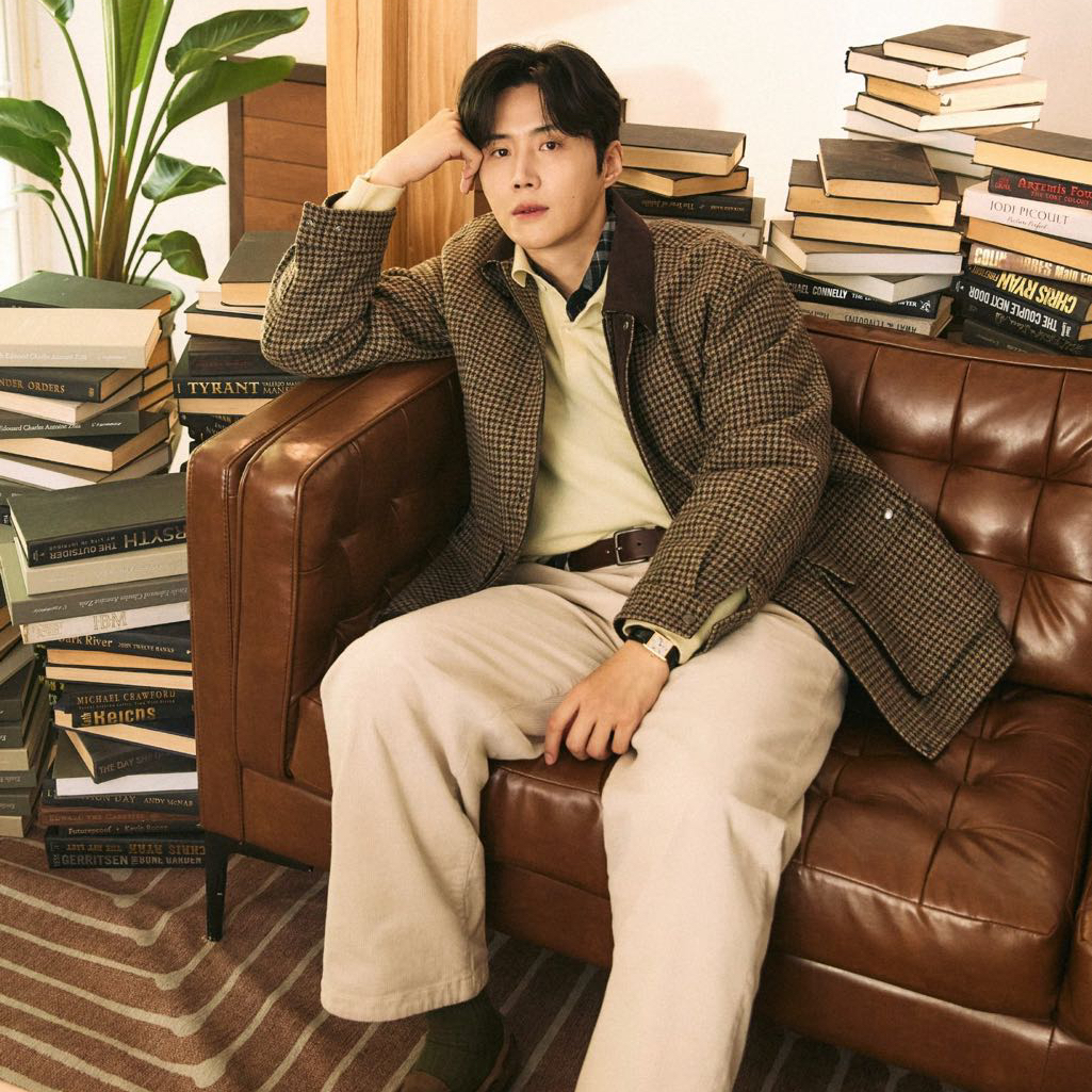 Behind-the-scenes cut of Kim Seonho
