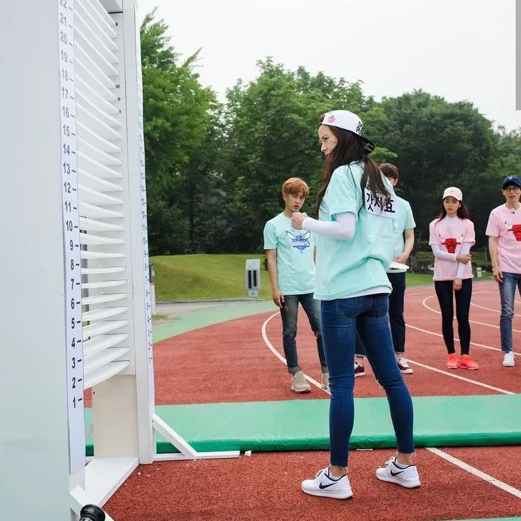 Foto kegiatan terbaru dari Song Jihyo