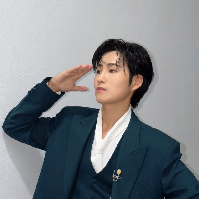 A moment captured by a fan of Kim Heejae