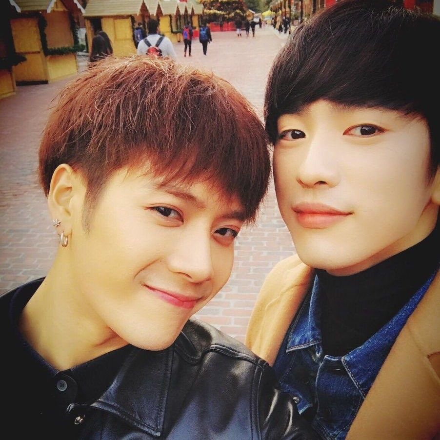 パク・ジニョンの最新写真