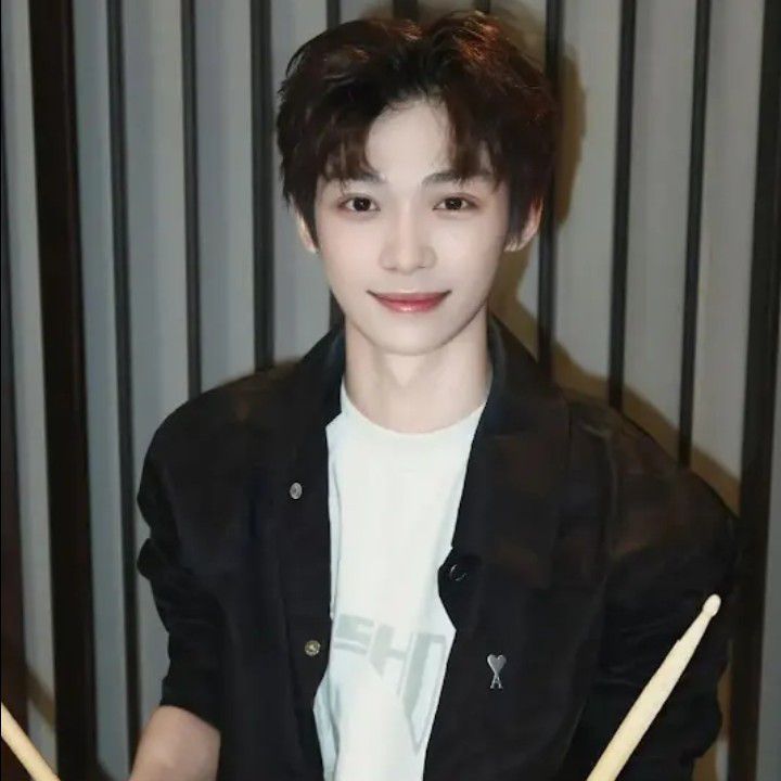 Recent activity shot of Zi Yu