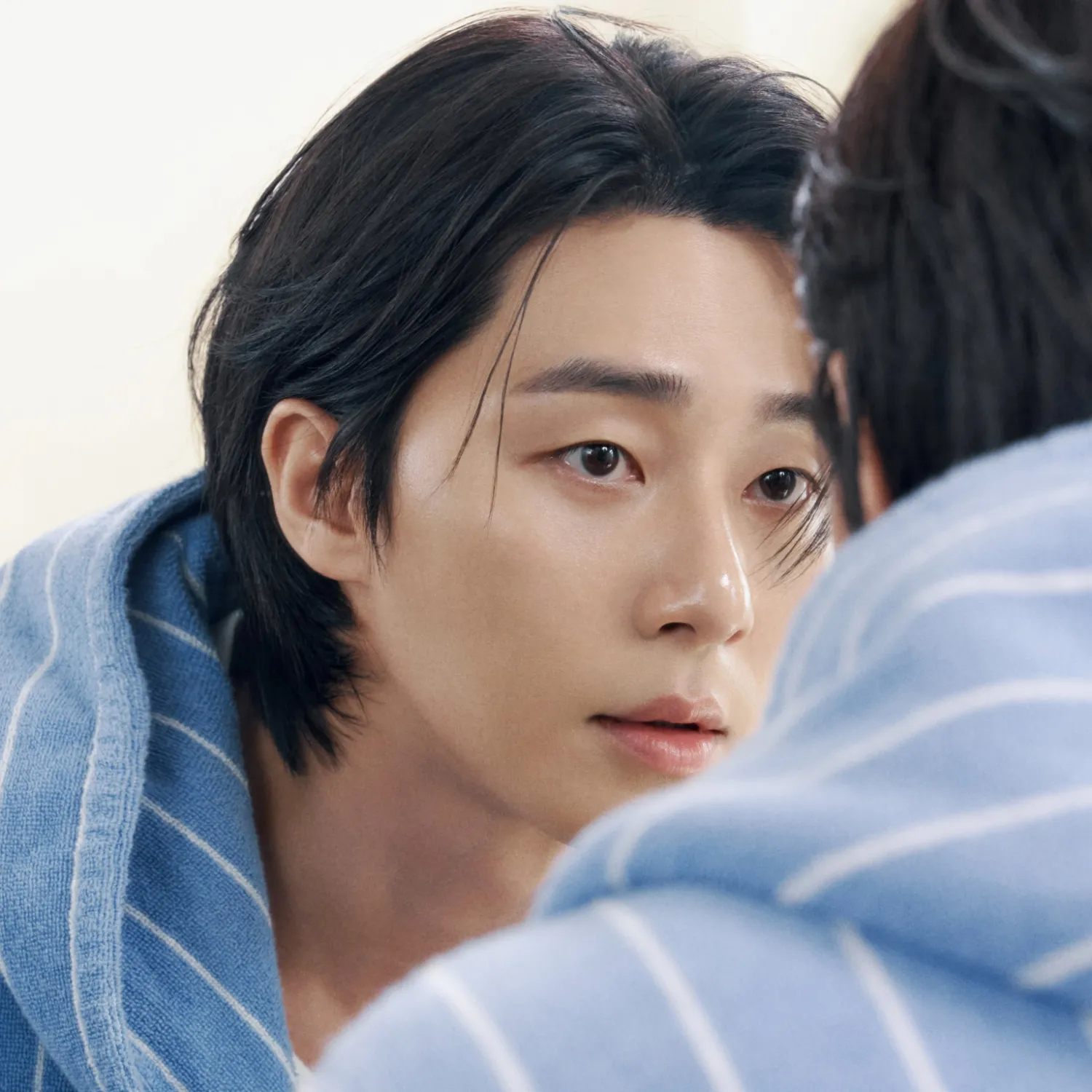 A moment captured by a fan of Park Seojoon