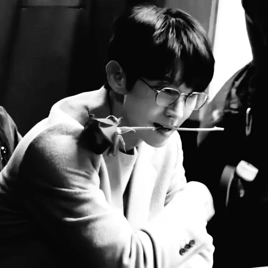 이준기 최근 활동샷