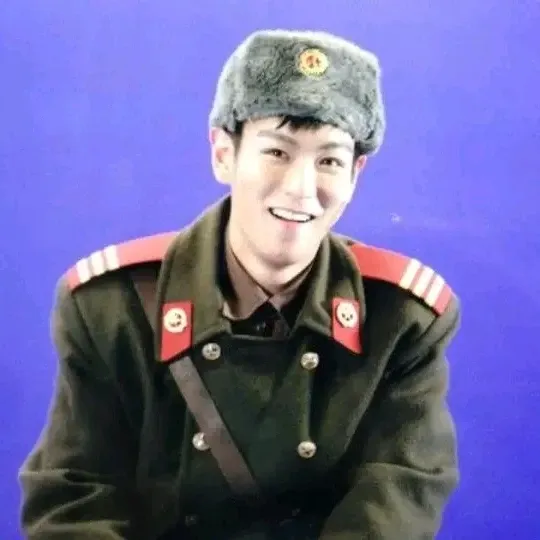 A moment captured by a fan of T.O.P