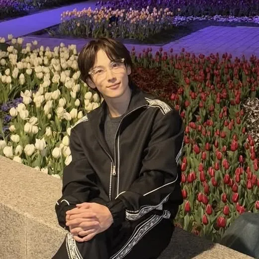 Latest photo of Yim Siwan