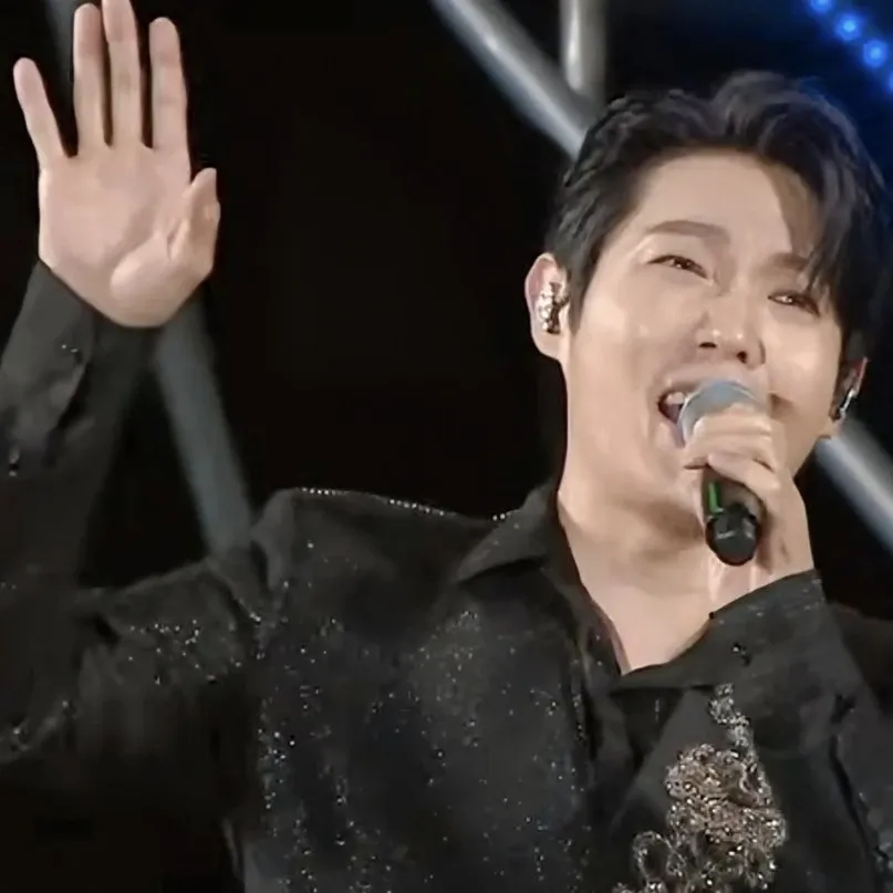 Behind-the-scenes cut of Son Taejin