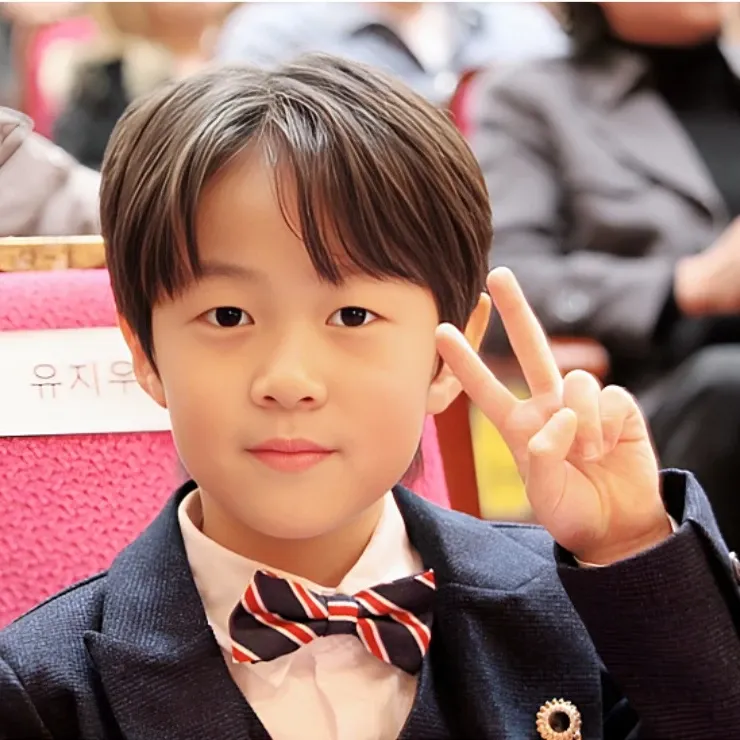Behind-the-scenes cut of You Jiwoo