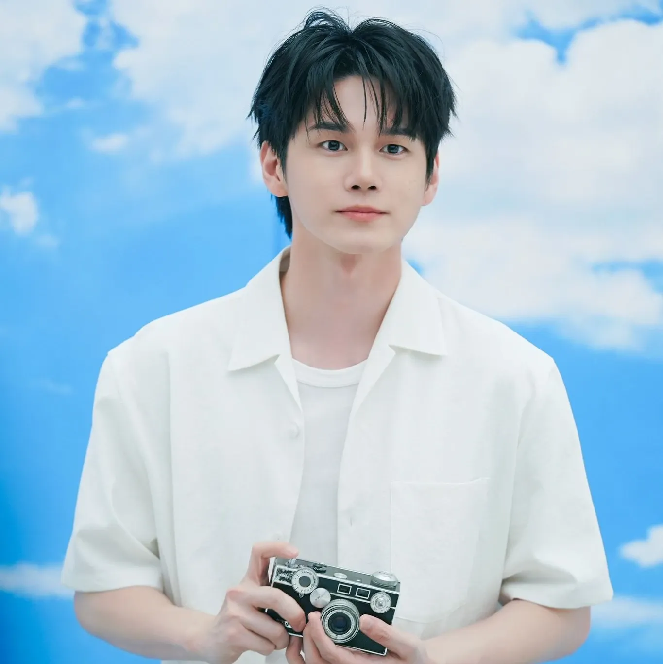 Recent activity shot of Ong Seongwu