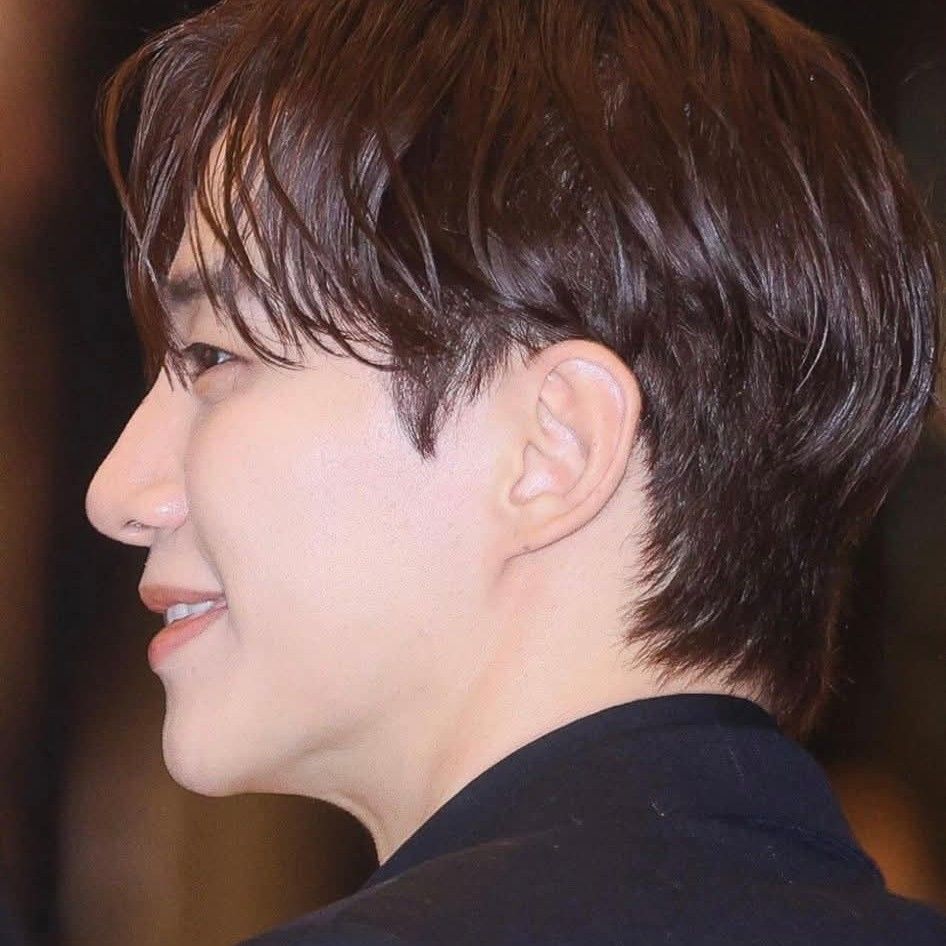 李俊昊的最新照片