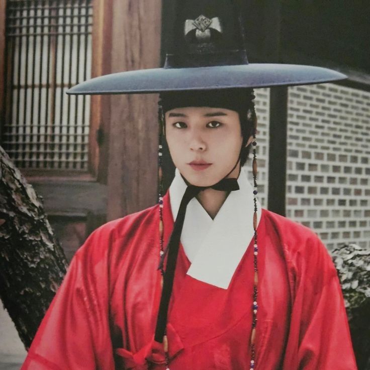 Behind-the-scenes cut of Park Bogum