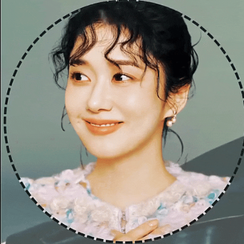 Recent activity shot of Jang Nara