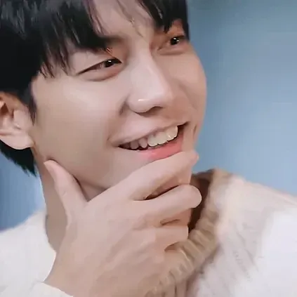 A moment captured by a fan of Lee Seunggi