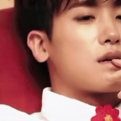 Latest photo of Park Hyungsik