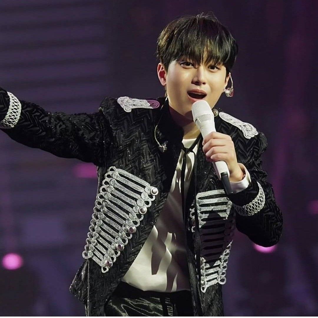 Momen yang diabadikan oleh penggemar Lee Chanwon