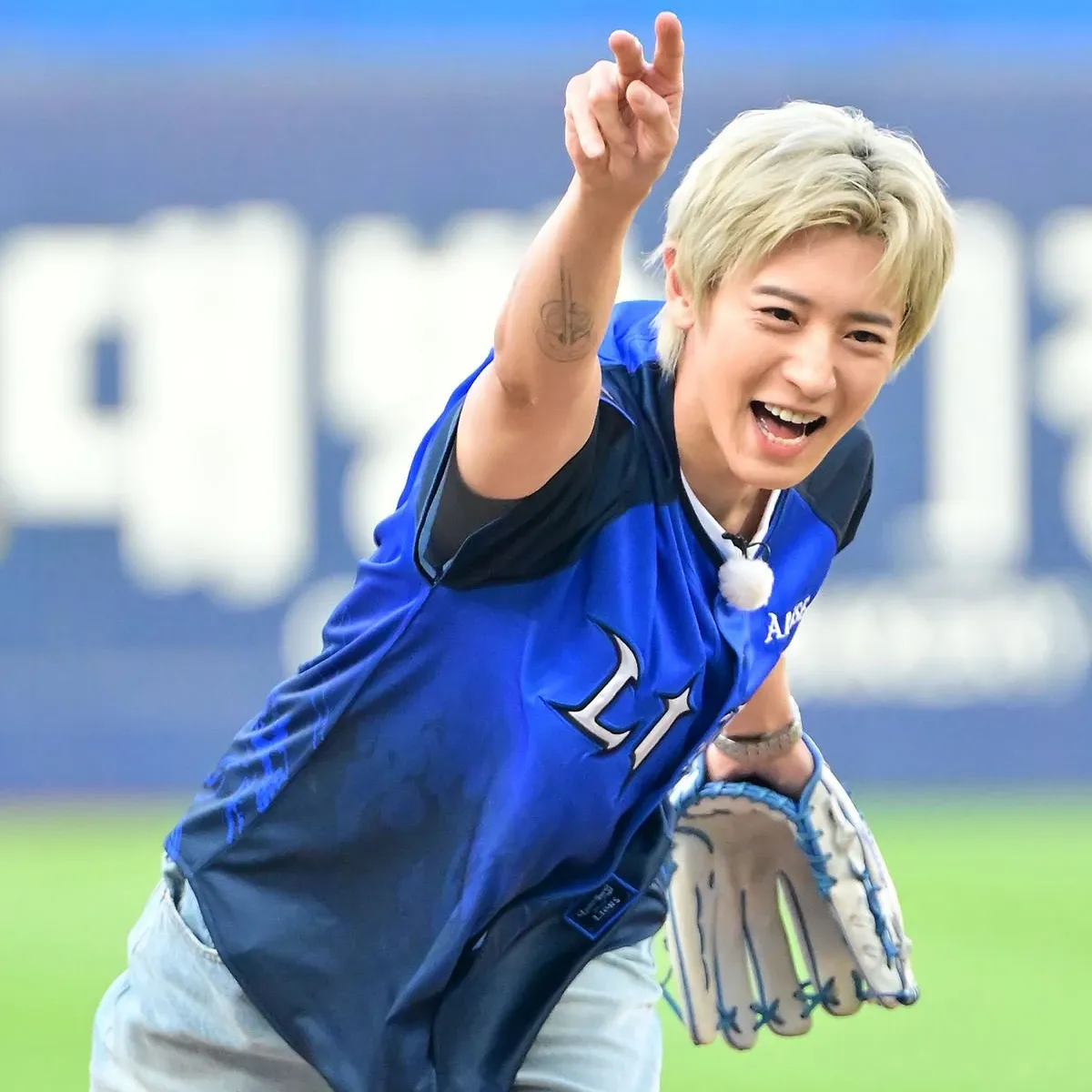 Behind-the-scenes cut of Chanyeol