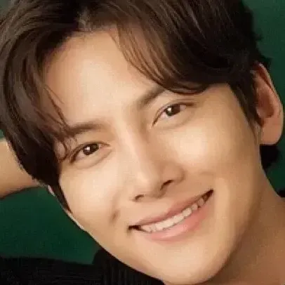 Behind-the-scenes cut of Ji Changwook