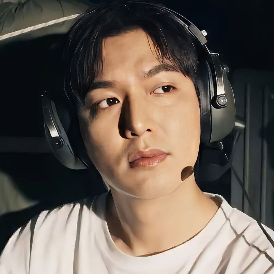 Recent activity shot of Lee Minho