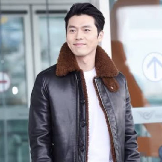 Momen yang diabadikan oleh penggemar Hyun Bin