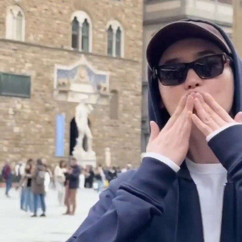 李鍾碩的近期活動照