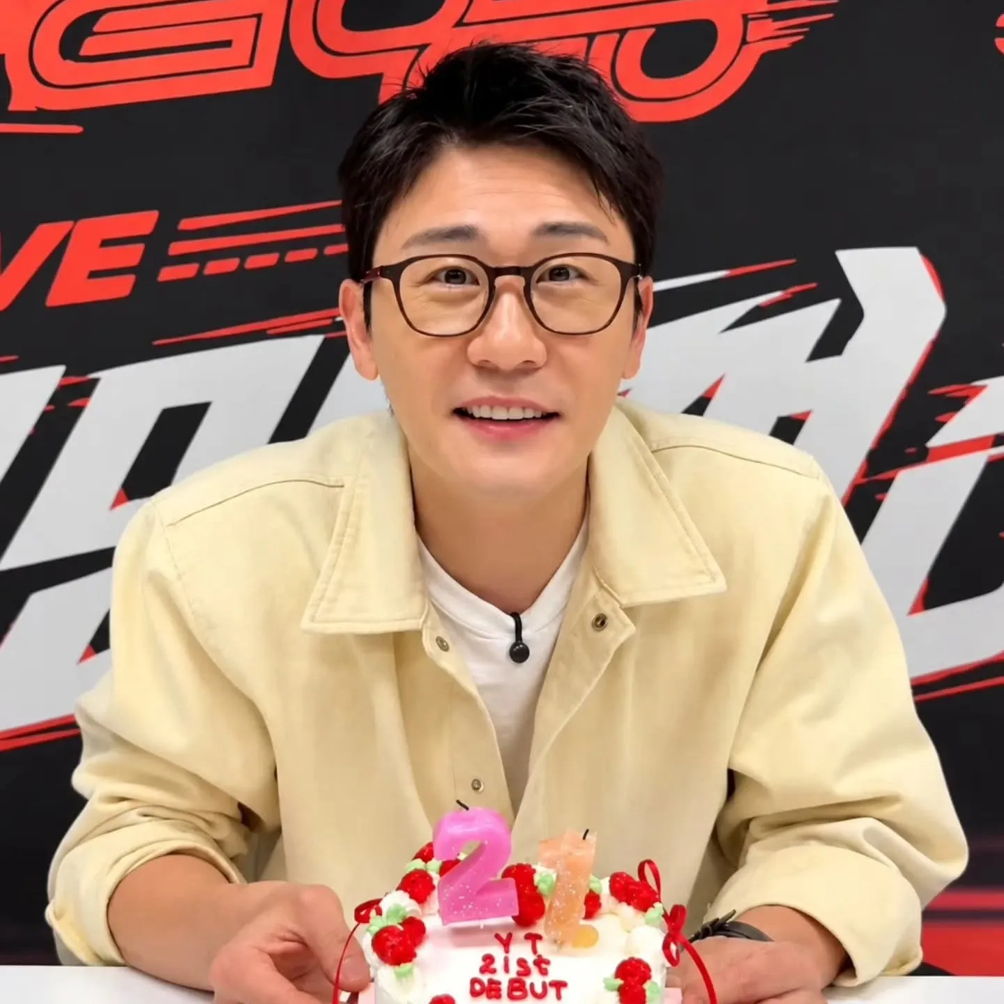 영탁의 비하인드 컷