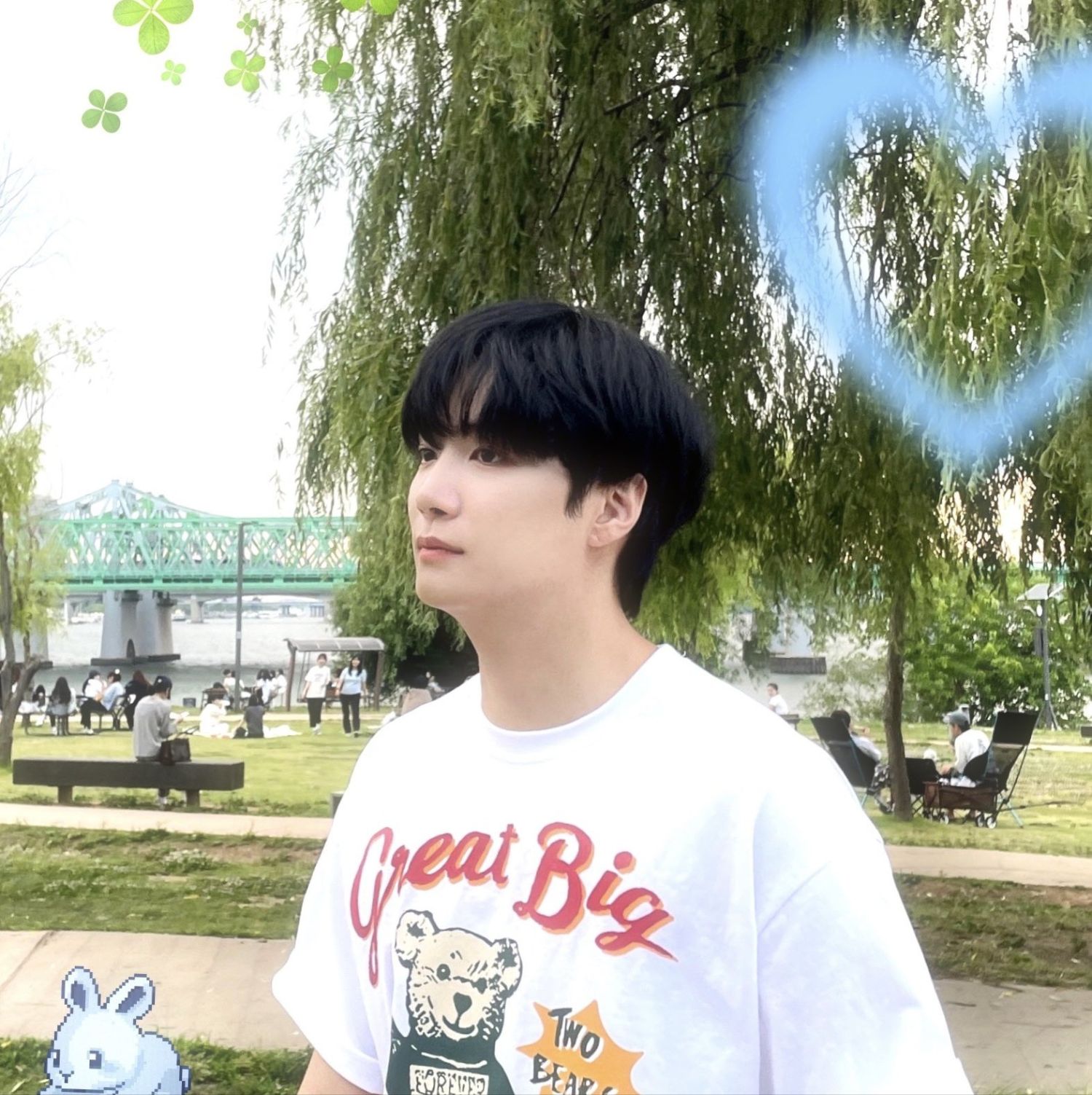 A moment captured by a fan of Secret Garden