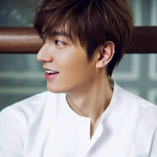 Recent activity shot of Lee Minho