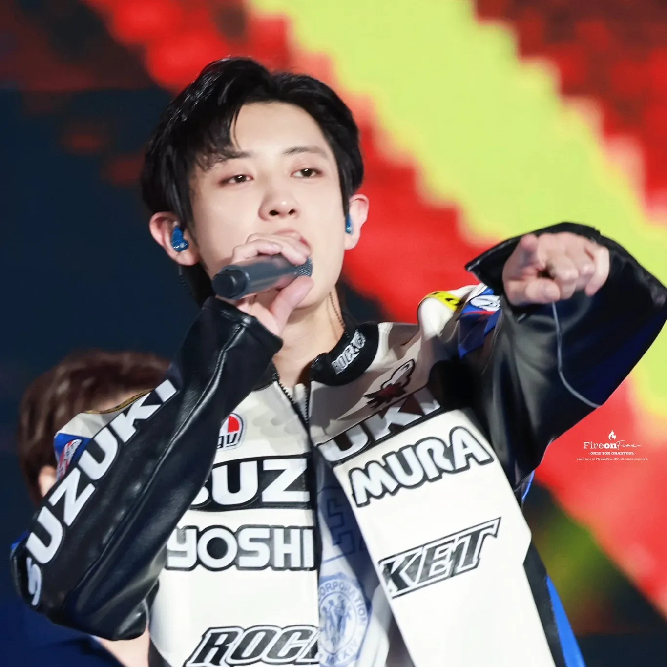 Behind-the-scenes cut of Chanyeol