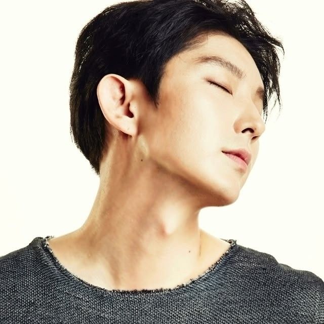 Latest photo of Lee Joongi