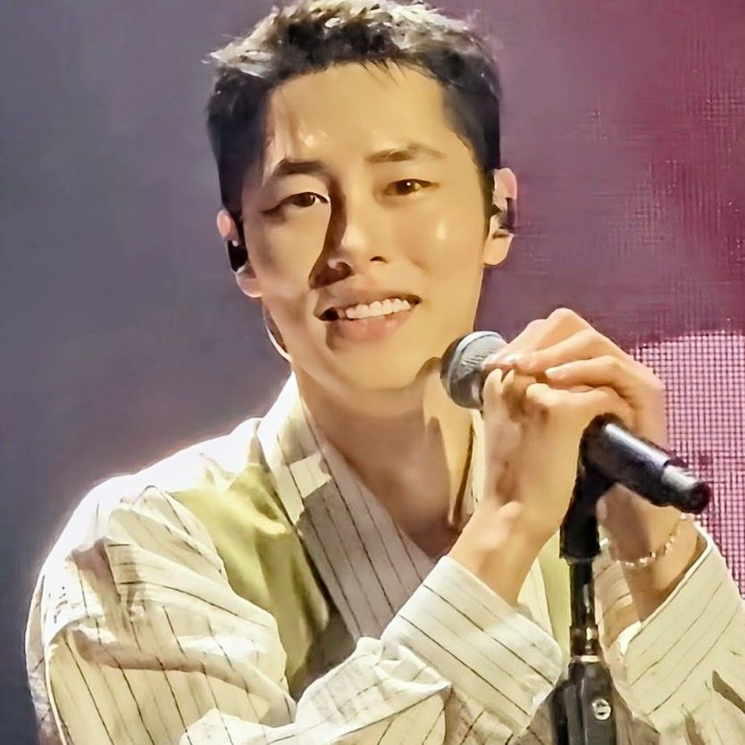 Latest photo of Lee Jaewook