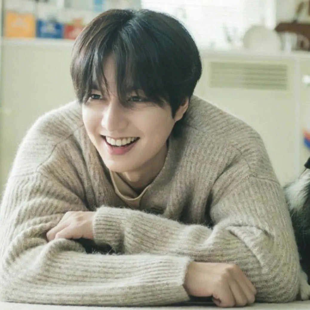 Behind-the-scenes cut of Lee Minho