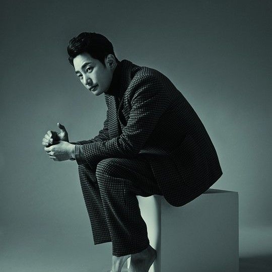Recent activity shot of Park Sihoo