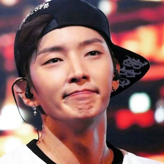 Cuplikan di balik layar dari Lee Joongi