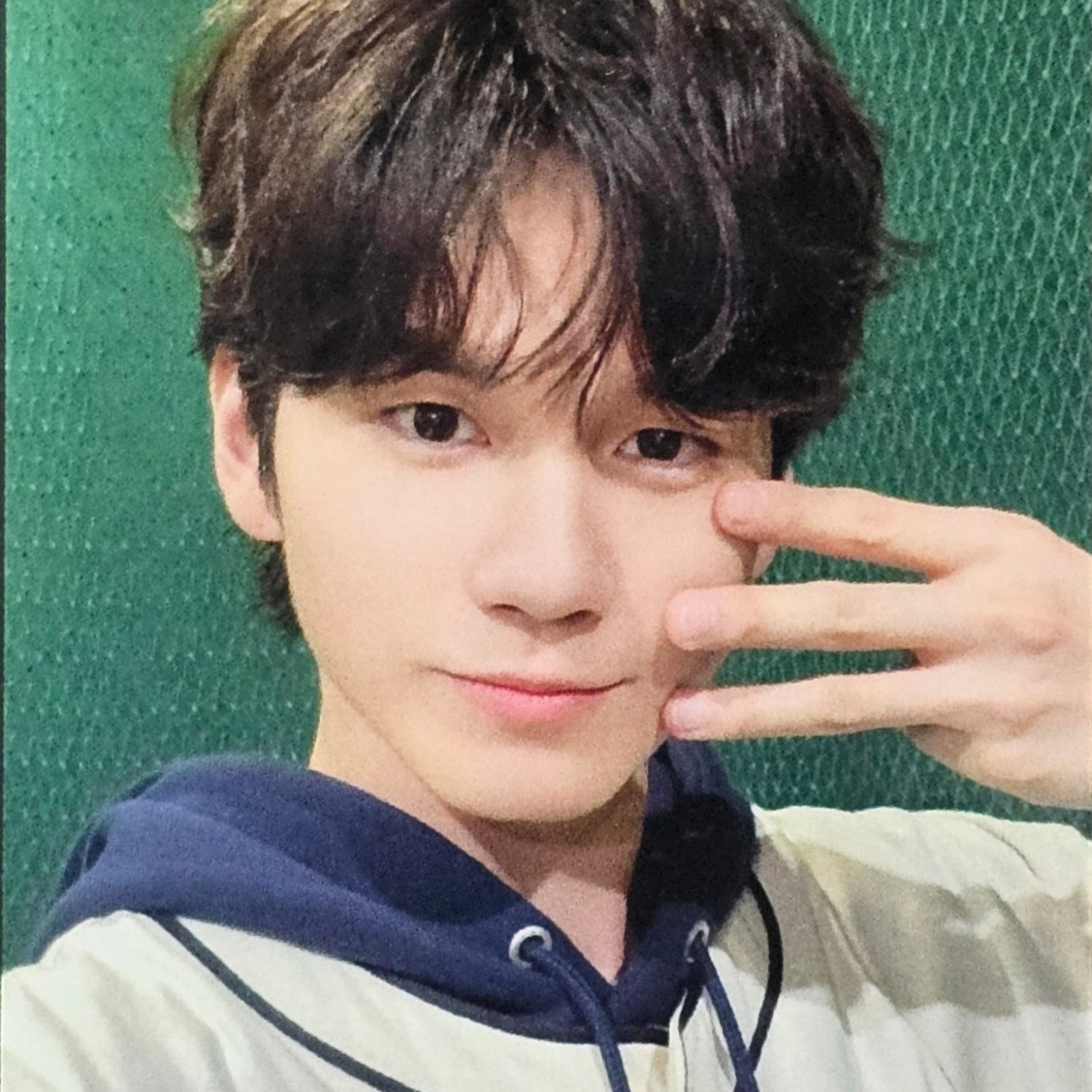 Foto terbaru dari Ong Seongwu