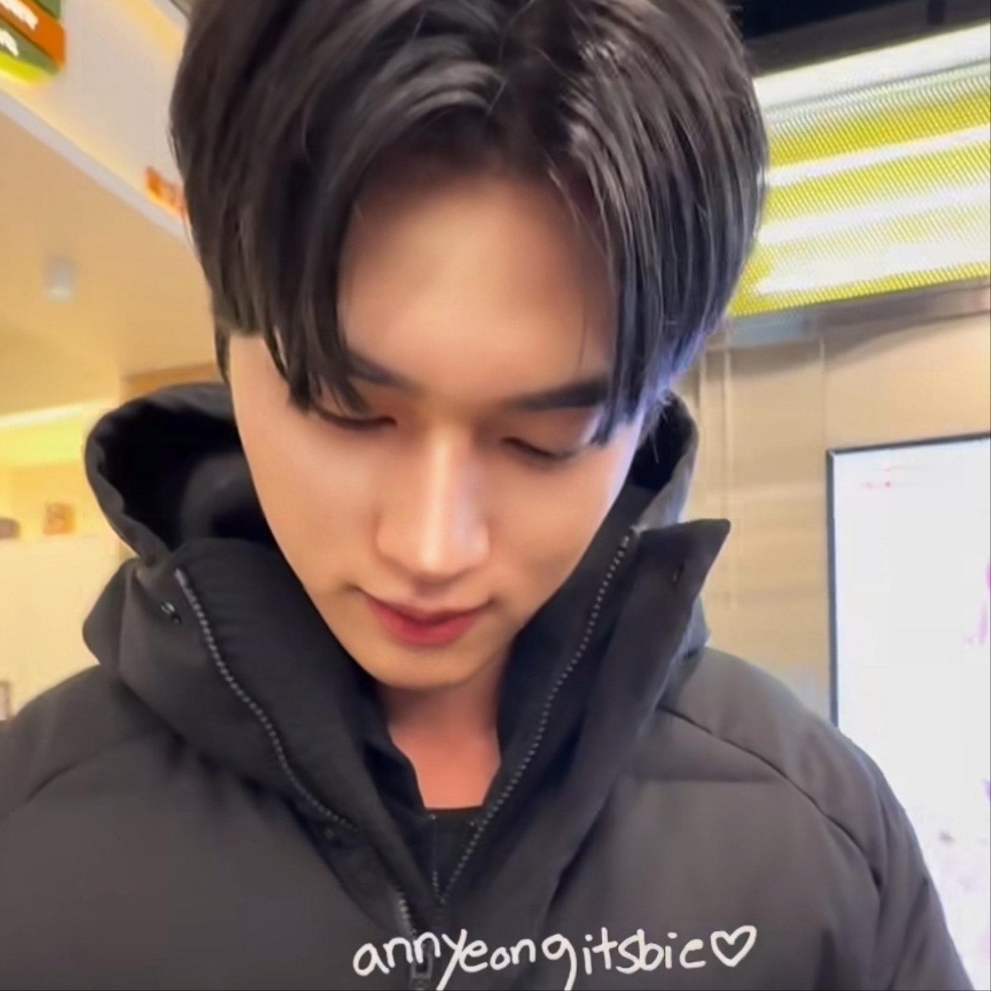 Recent activity shot of Hong Mingi