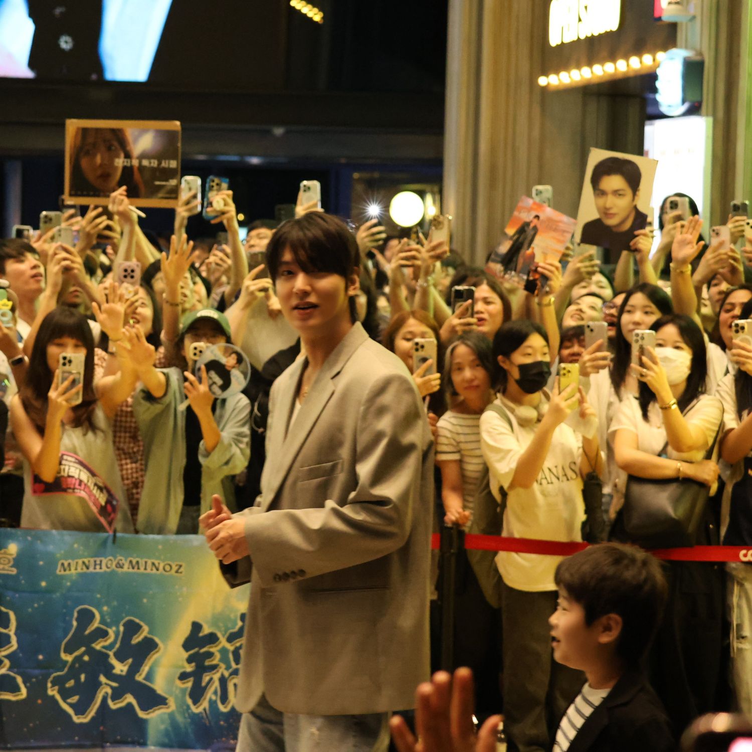 이민호의 비하인드 컷