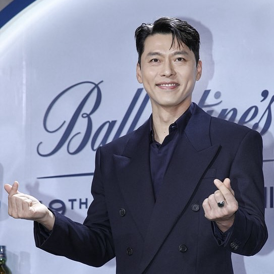 Foto kegiatan terbaru dari Hyun Bin