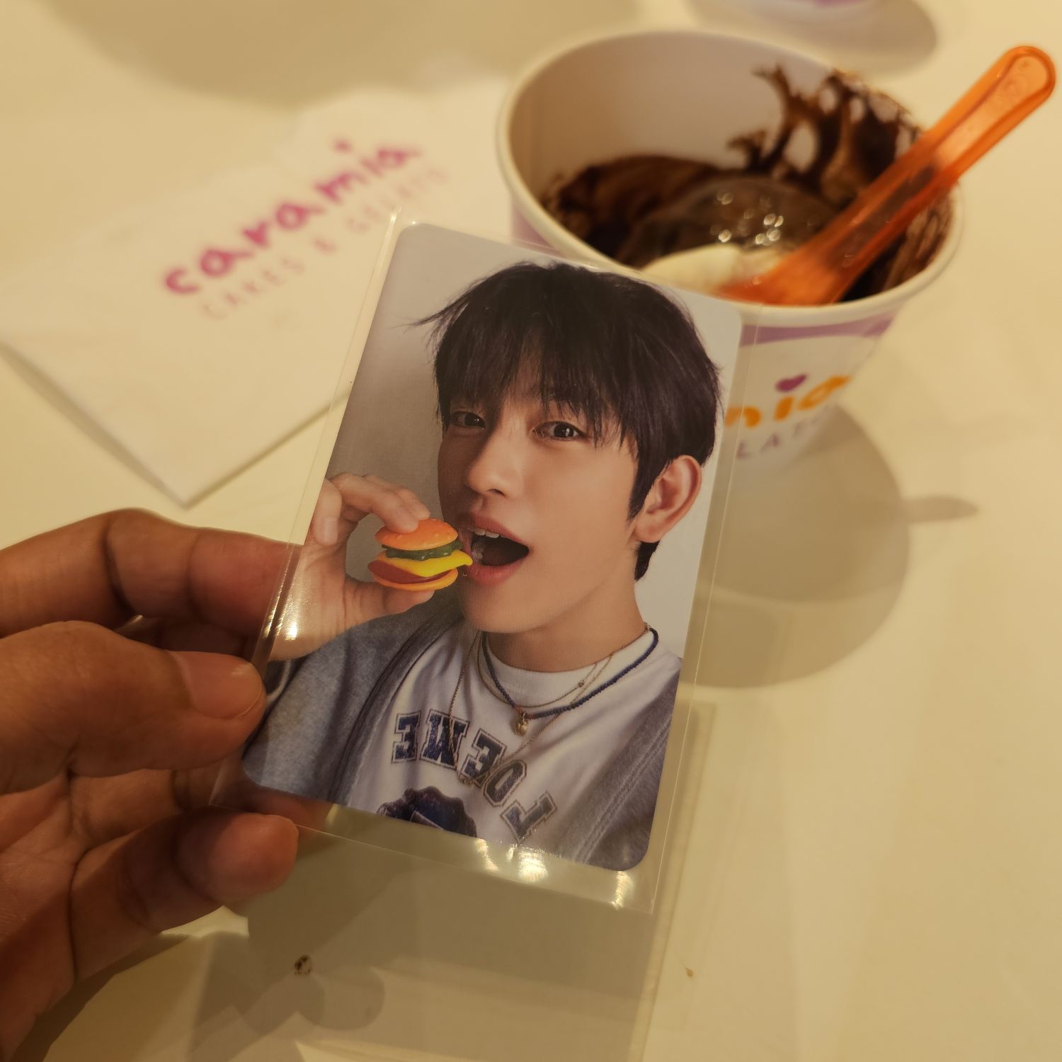 Momen yang diabadikan oleh penggemar Park Jinyoung