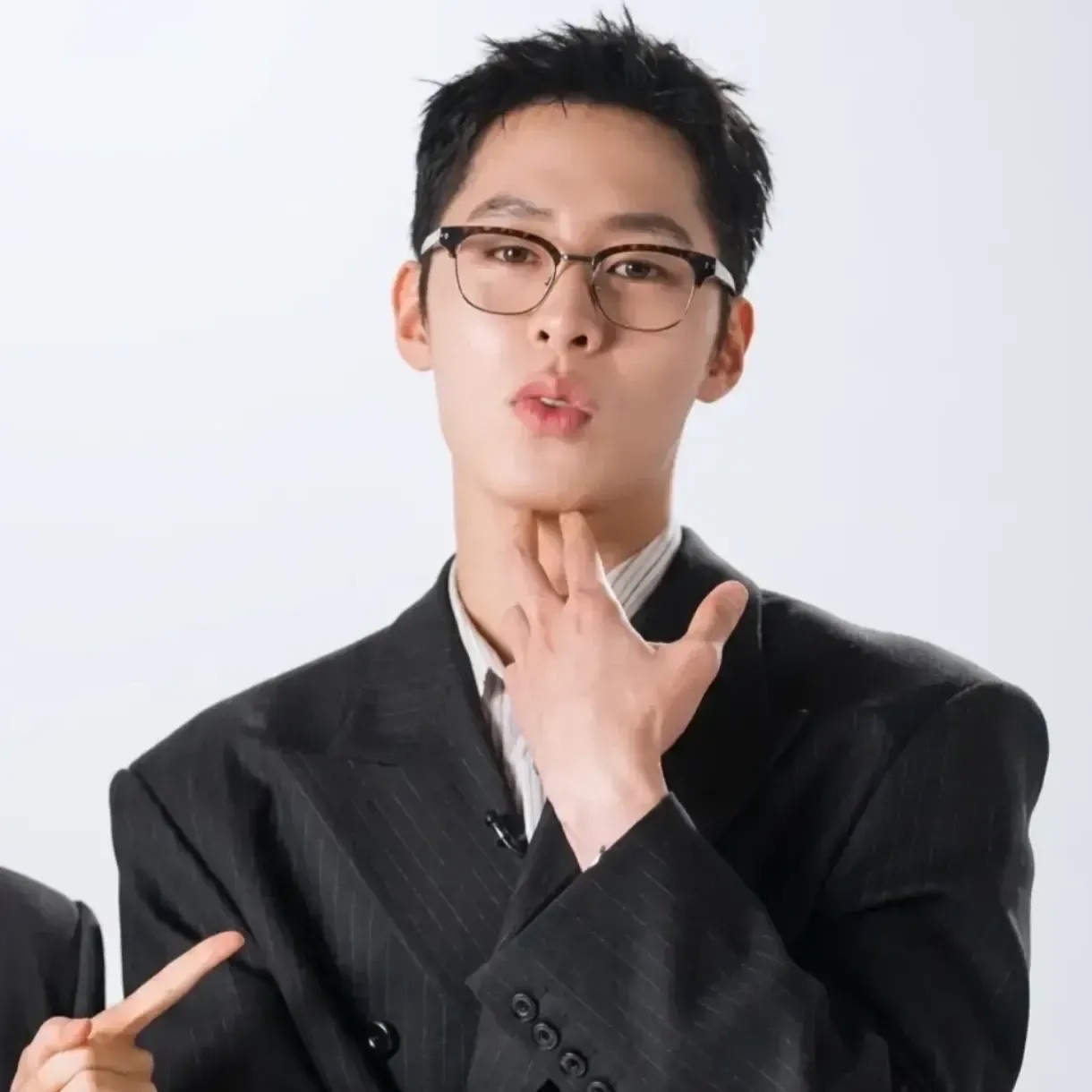 Recent activity shot of Lee Jaewook