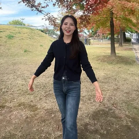 Behind-the-scenes cut of Miss Kim