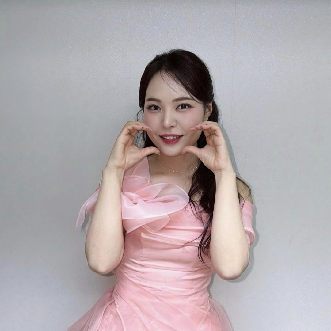 Recent activity shot of Miss Kim