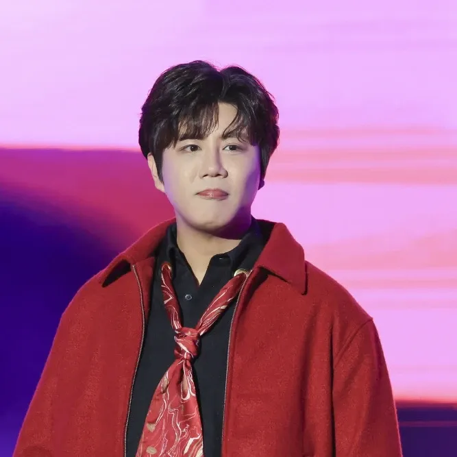 Latest photo of Jin Haesung