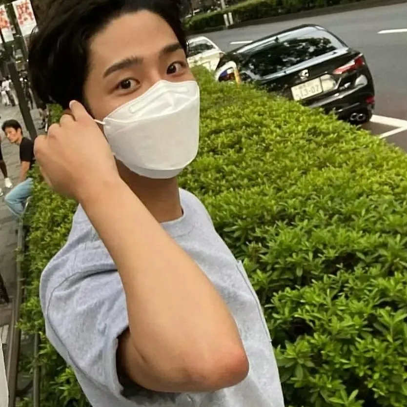Foto terbaru dari Rowoon