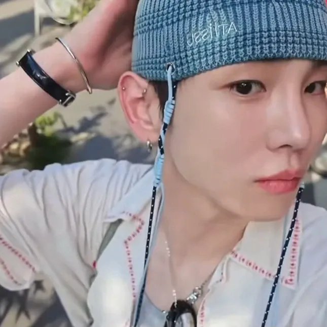 A moment captured by a fan of Key
