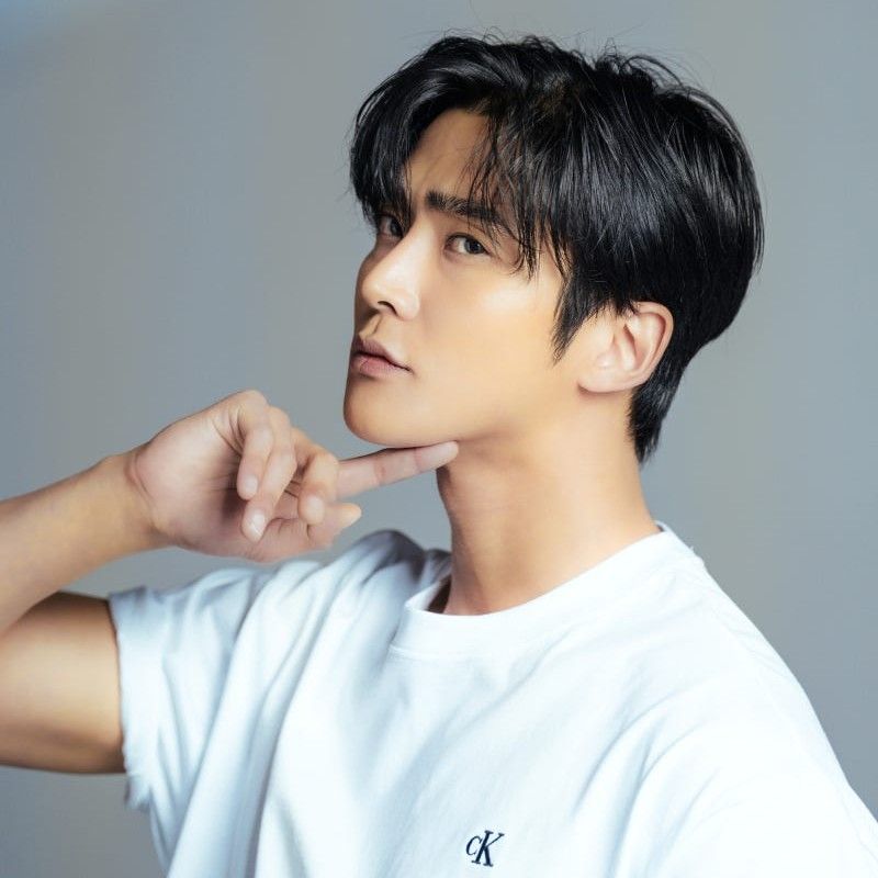 Cuplikan di balik layar dari Rowoon