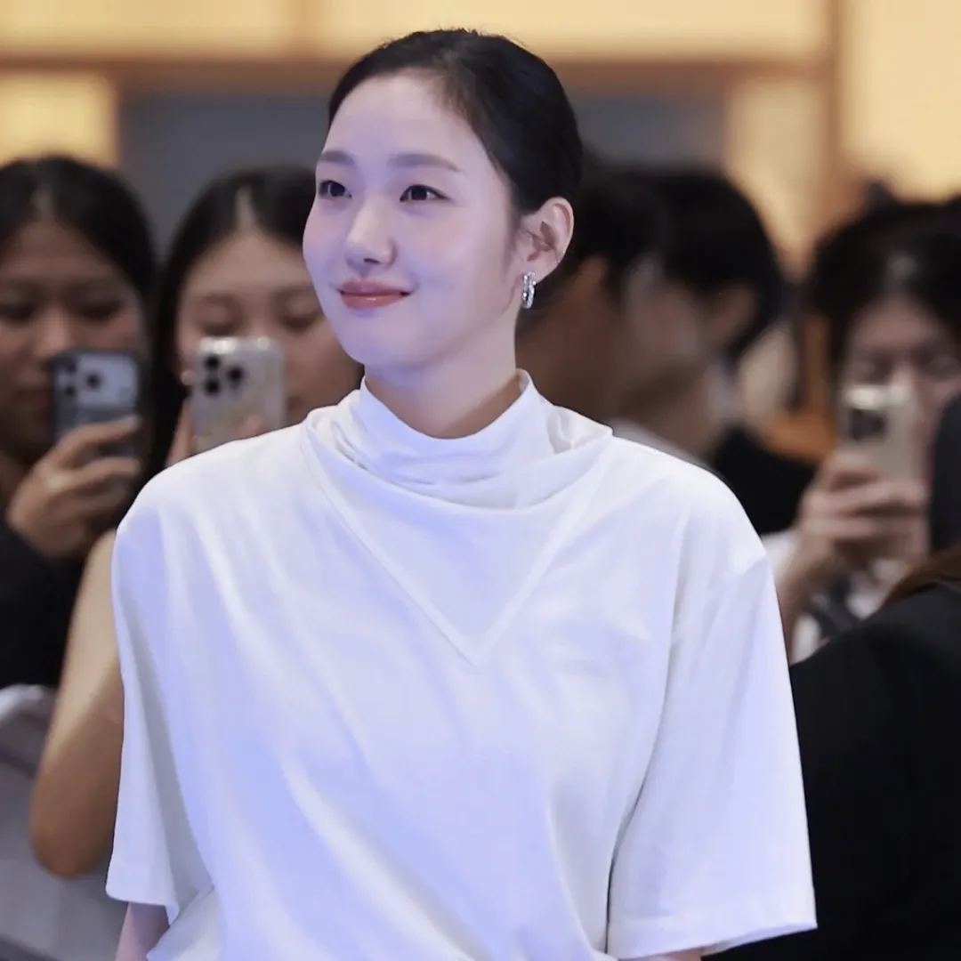 Cuplikan di balik layar dari Kim Goeun